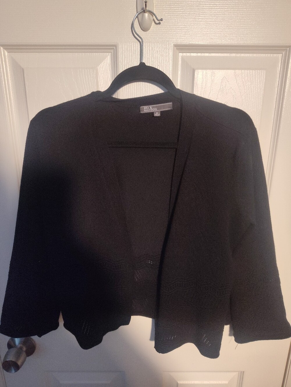 89th & Madison Black Open-Front Cropped Cardigan